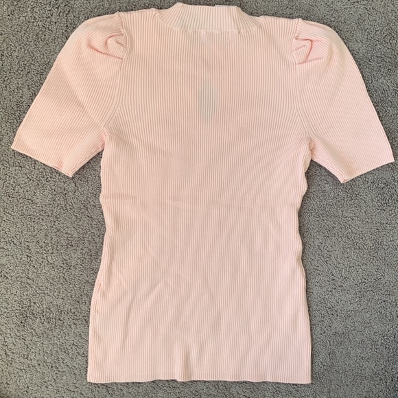 525 America Puffed Sleeve Sweater in light pink size small - Picture 3 of 4